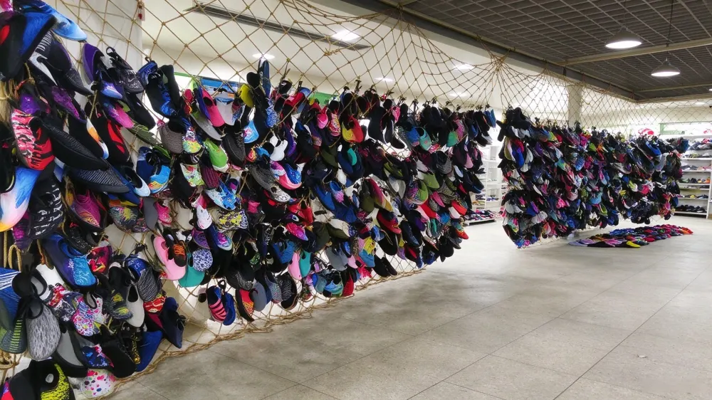 Barefoot shoes sample display wall