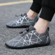 Patterned Grid Casual Shoes - Image 12